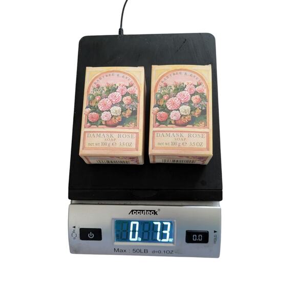 Crabtree & Evelyn Damask Rose Perfumed Bar Soap 3.5oz Set of Two - Picture 7 of 9